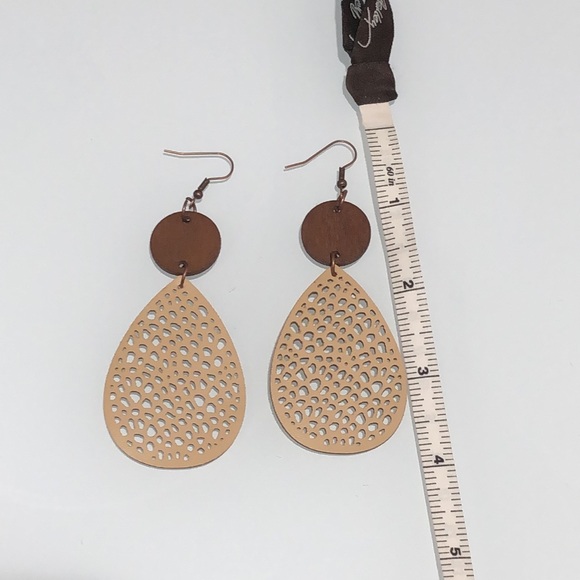 Hollow Leaf Faux Leather and Wood Earrings - Picture 4 of 4